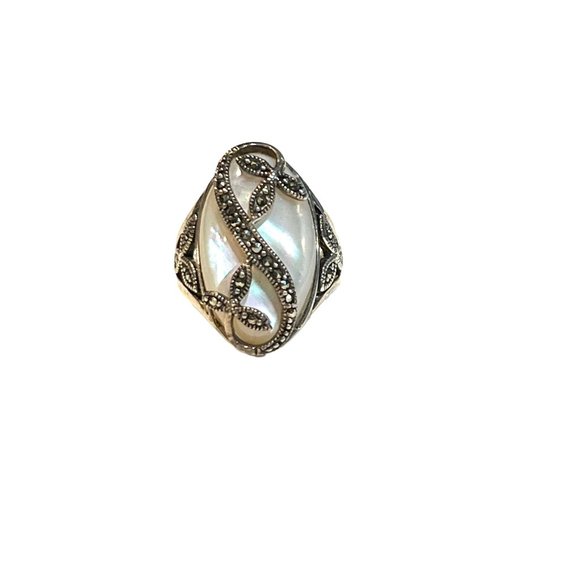 Marcasite Stones and Mother of Pearl Silver Ring Semi Precious Jewelry NF 925 - Picture 3 of 5